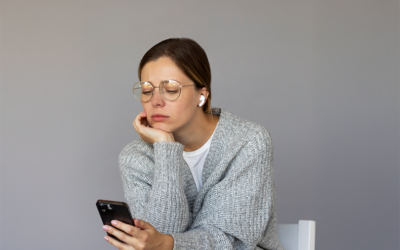 Entenda os impactos das redes sociais na saúde mental
